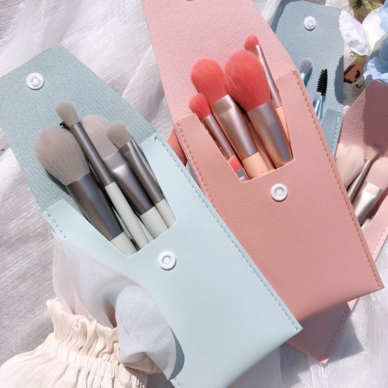pink.girl: พร้อมส่ง เซ็ตแปรงแต่งหน้า8ชิ้น​พร้อมถุง อุปกรณ์แต่งหน้า VC8228