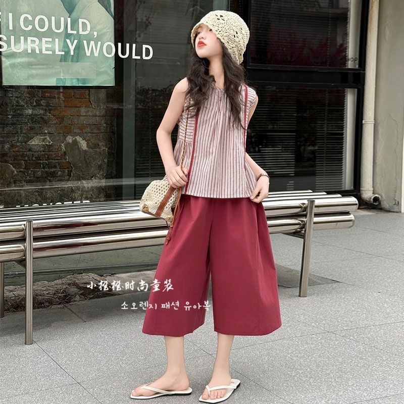 [อ่าน คลังสินค้า] 3-14 ปีเด็กผู้หญิงชุดลายทาง 2025 ใหม่ กลาง ถึง ใหญ่ เด็กเสื้อกล้ามแขนกุด, กางเกงลําลองเรียบง่ายชุดสองชิ้น