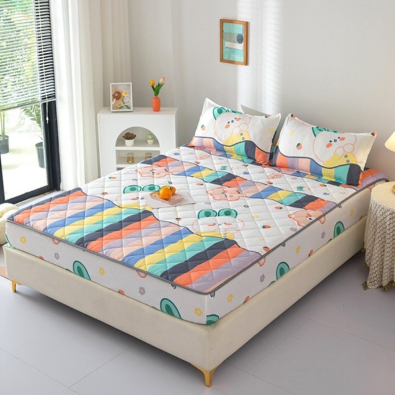 ผ้าปูที่นอนกันไรฝุ่น ชุดผ้าปูที่นอน(ฟรี2 ชิ้น ปลอกหมอน)มี3.5ฟุต/5ฟุต/6ฟุต ผ้ารองกันเปื้อนที่นอน รัดมุม360° ระบายอากาศ