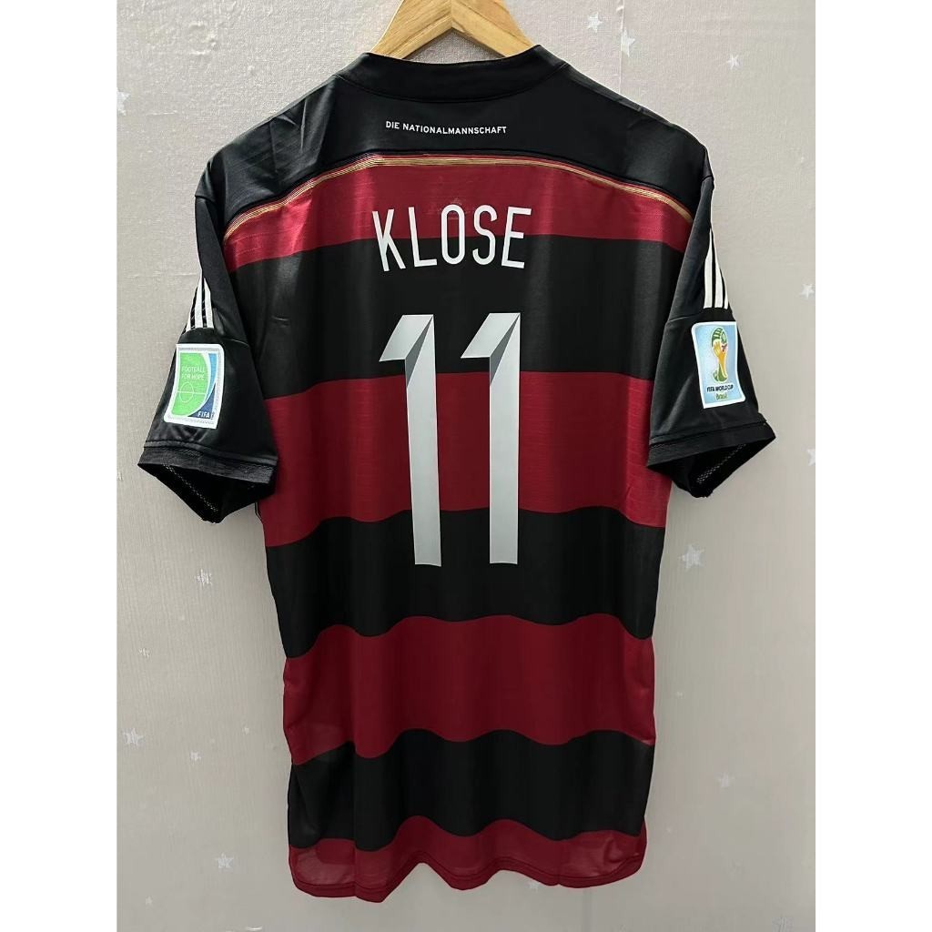 เสื้อฟุตบอล retro สไตล์เยอรมัน KLOSE SCHWEINSTENGER OZIL และ MULLER GOTZE คุณภาพสูง