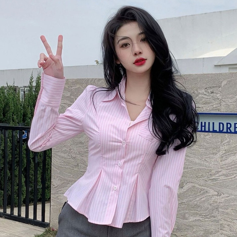 Floerns สีชมพู คอวี เรียบๆ น่ารัก เสื้อเชิ้ตลายทาง