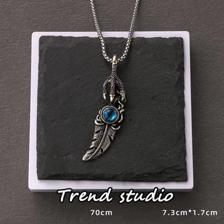 สร้อยคอขนนกสไตล์วินเทจ มีหลายแบบให้เลือก โซ่เป็นสแตนเลส ไม่ลอก ไม่ดำ สามารถสวมใส่ได้ทั้งชายและหญิง