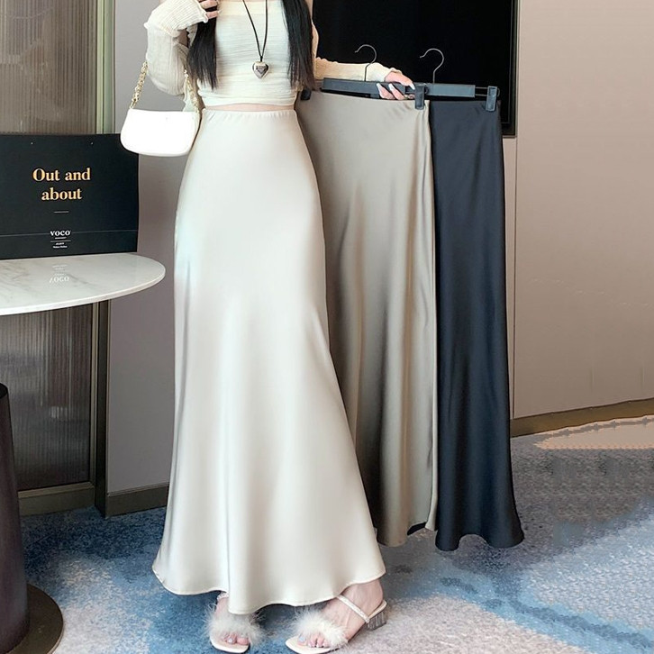 9 สี กระโปรงยาว กระโปรงหางปลา เนื้อผ้าลื่น ผ้าซาติน