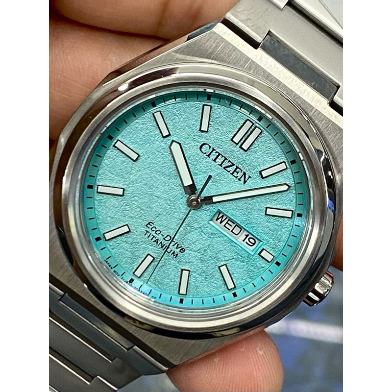 นาฬิกาข้อมือ Citizen Zenshin Super Titanium Eco-Drive AW0130-85M