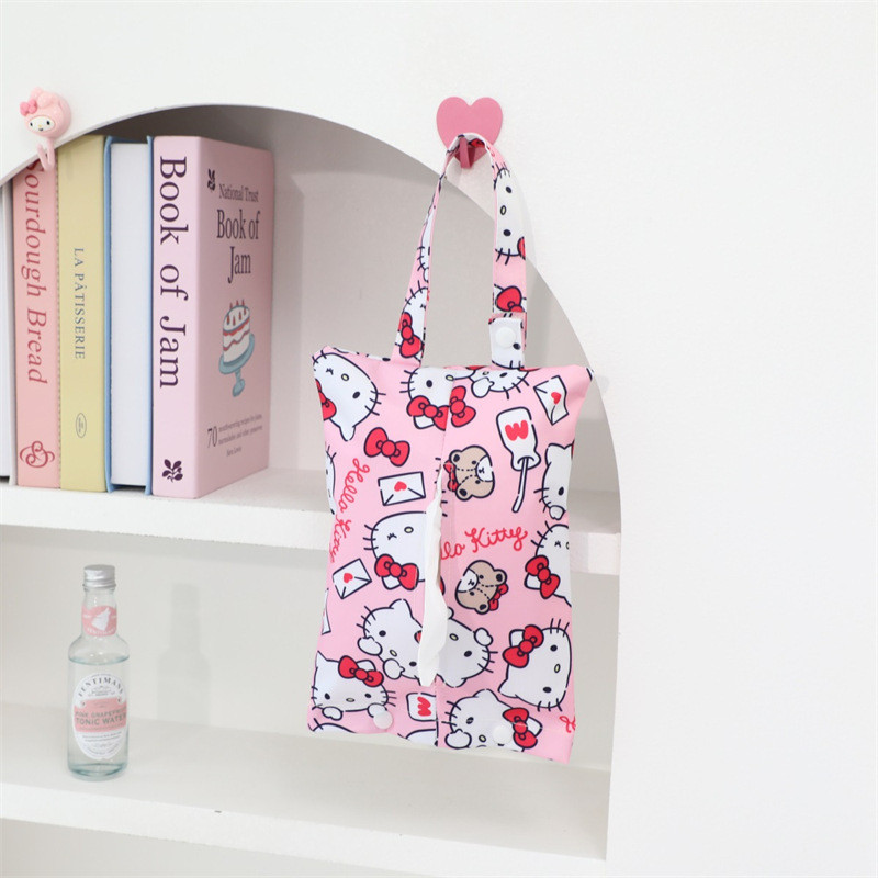 ปลอกกระดาษชำระลายการ์ตูน Kuromi & Labubu น่ารัก ♥ กระเป๋าผ้าเก็บกระดาษชำระแบบห้อยรถยนต์ ✅ กันน้ำ พกพาสะดวก ใช้ได้ทั้งในรถและที่บ้าน - รูปที่ 7