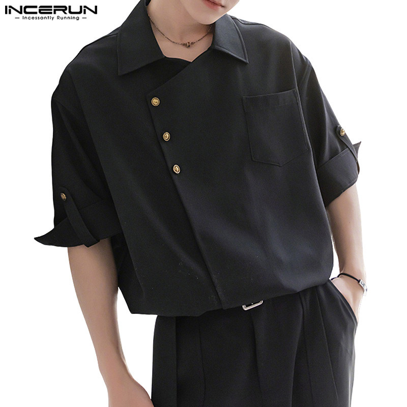 ไม่แน่นอน สแล็ก ด้านหน้าแบบเอียงสําหรับผู้ชายสไตล์จีนใหม่เสื้อเชิ้ตแขนสั้นดีไซน์หลวมและเรียบง่าย