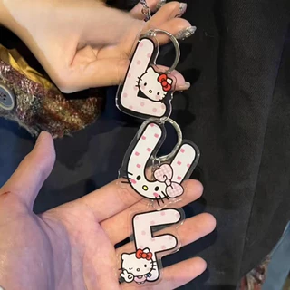 Kawaii Hello Kitty คู่การ์ตูนอะคริลิคพวงกุญแจอะนิเมะ 26 ตัวอักษรสร้างสรรค์เด็กผู้หญิงกระเป๋านักเรียนจี้แขวนตกแต่ง