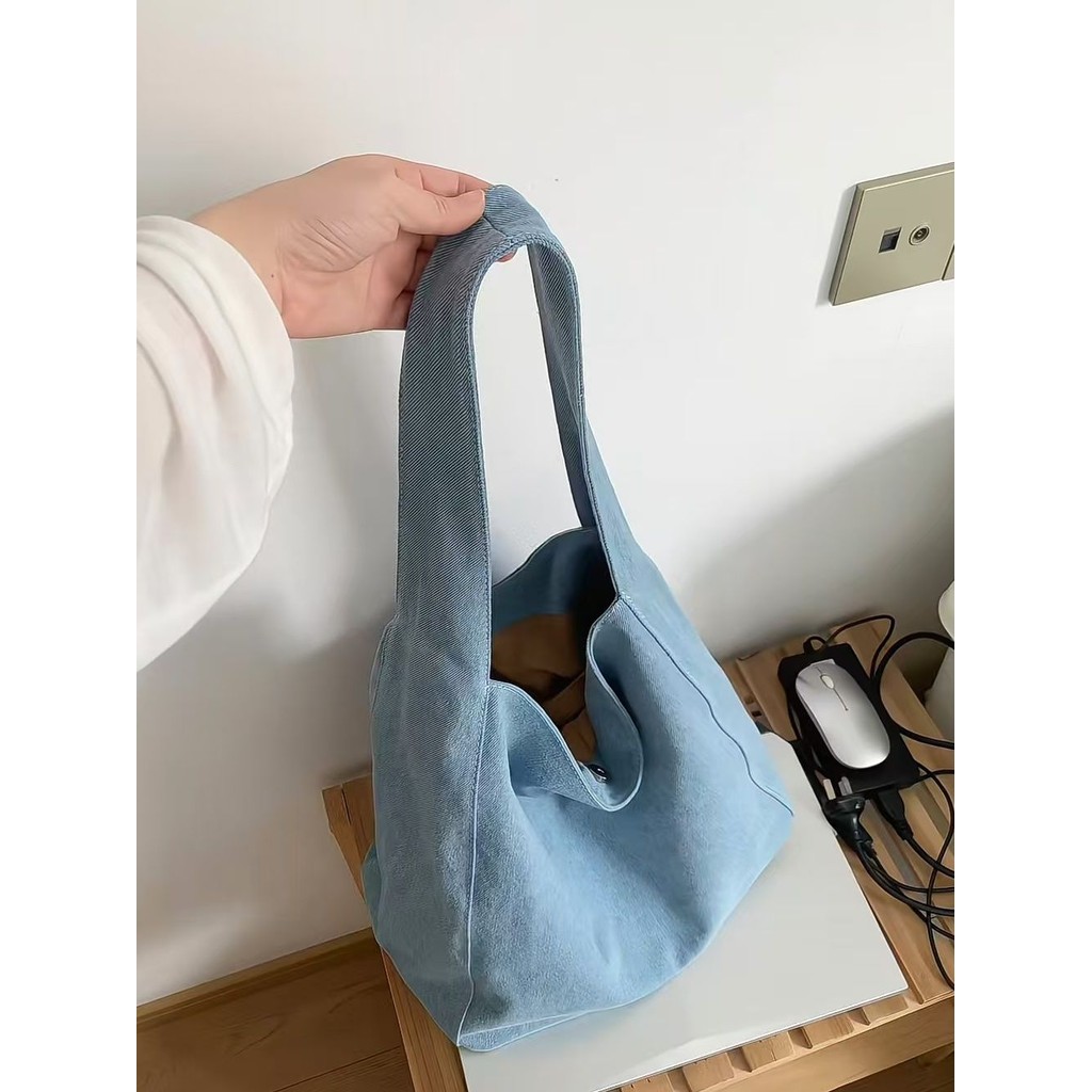 Denim Casual Lazy Tote 2025 กระเป๋าสะพายพร็อพใหม่