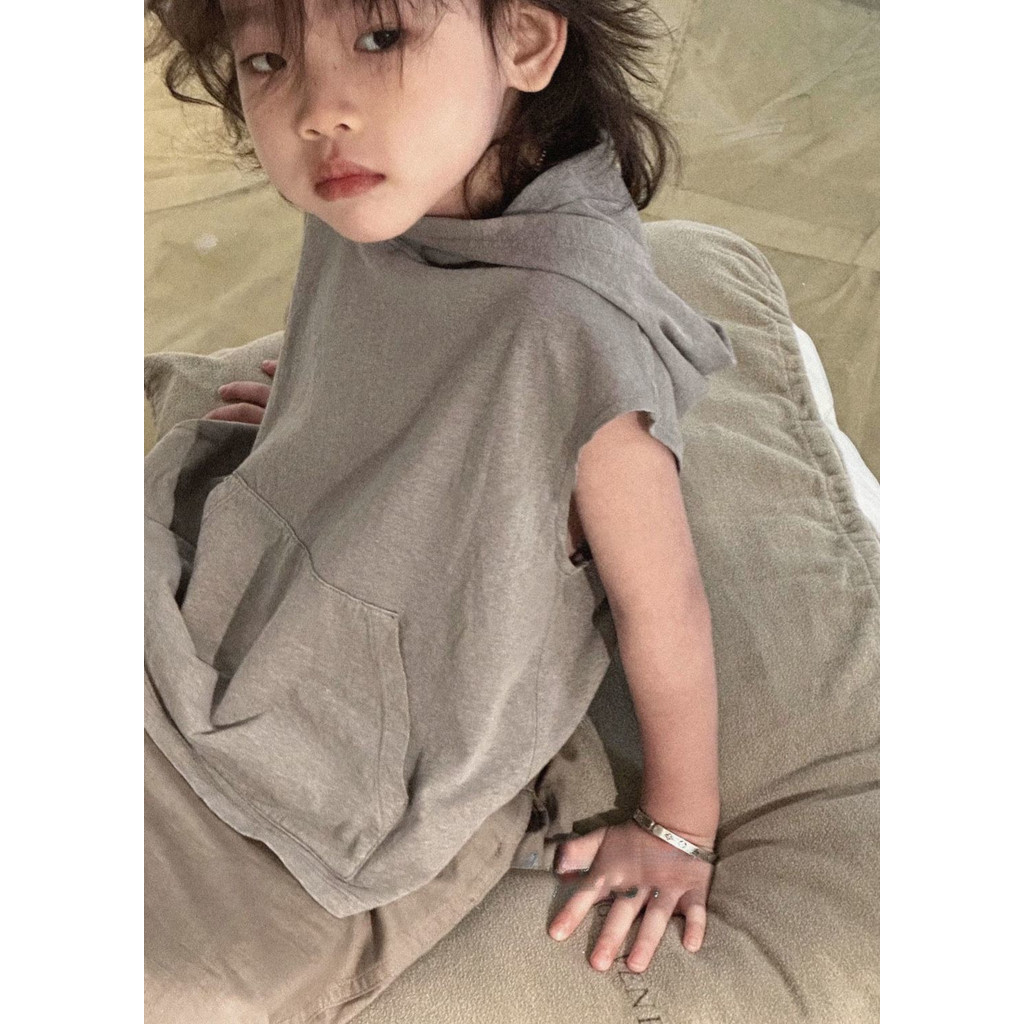 เสื้อกันหนาว Khaki Boys ฤดูร้อน