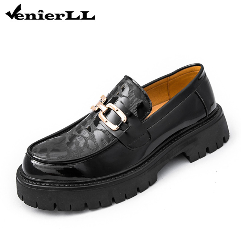 แพลตฟอร์มหนังผู้ชาย Chunky Slip-On Penny Loafers คลาสสิกรอบ Toe Lug Sole ธุรกิจสบายๆรองเท้าทํางานอย่