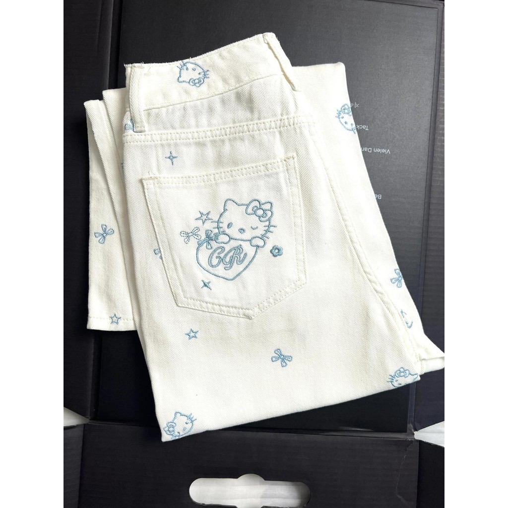 ผู้หญิงคิตตี้เย็บปักถักร้อยกางเกงยีนส์สีขาวกางเกงเอวสูงยาวกางเกง Straigt