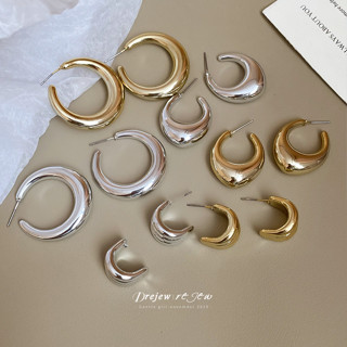 เดรเจว หมุดเหล็กลายมันวาวต่างหูรูปตัว K ย้อนยุคสำหรับผู้หญิง…