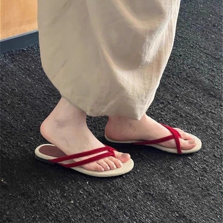 รองเท้าแตะส้นแบนฝรั่งเศส, รองเท้าแตะชายหาด Flip-Flops