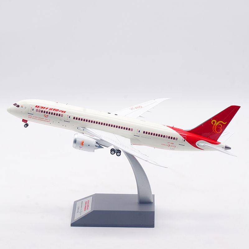 Inflight 1: 200 เครื่องบินรุ่นวัสดุ Indian Airlines Boeing B787-8 VT-ANQ