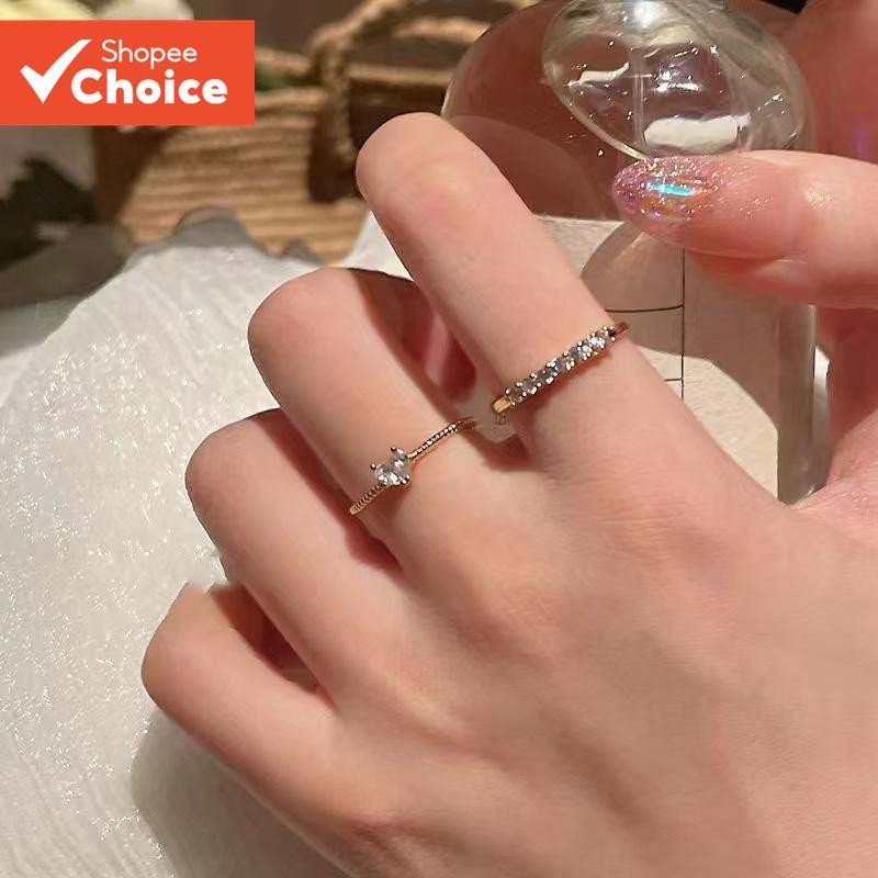 2 ชิ้น Rhinesto ne หัวใจแหวนชุด Elegant Stackable Band ประกายเครื่องประดับสําหรับผู้หญิงสาว