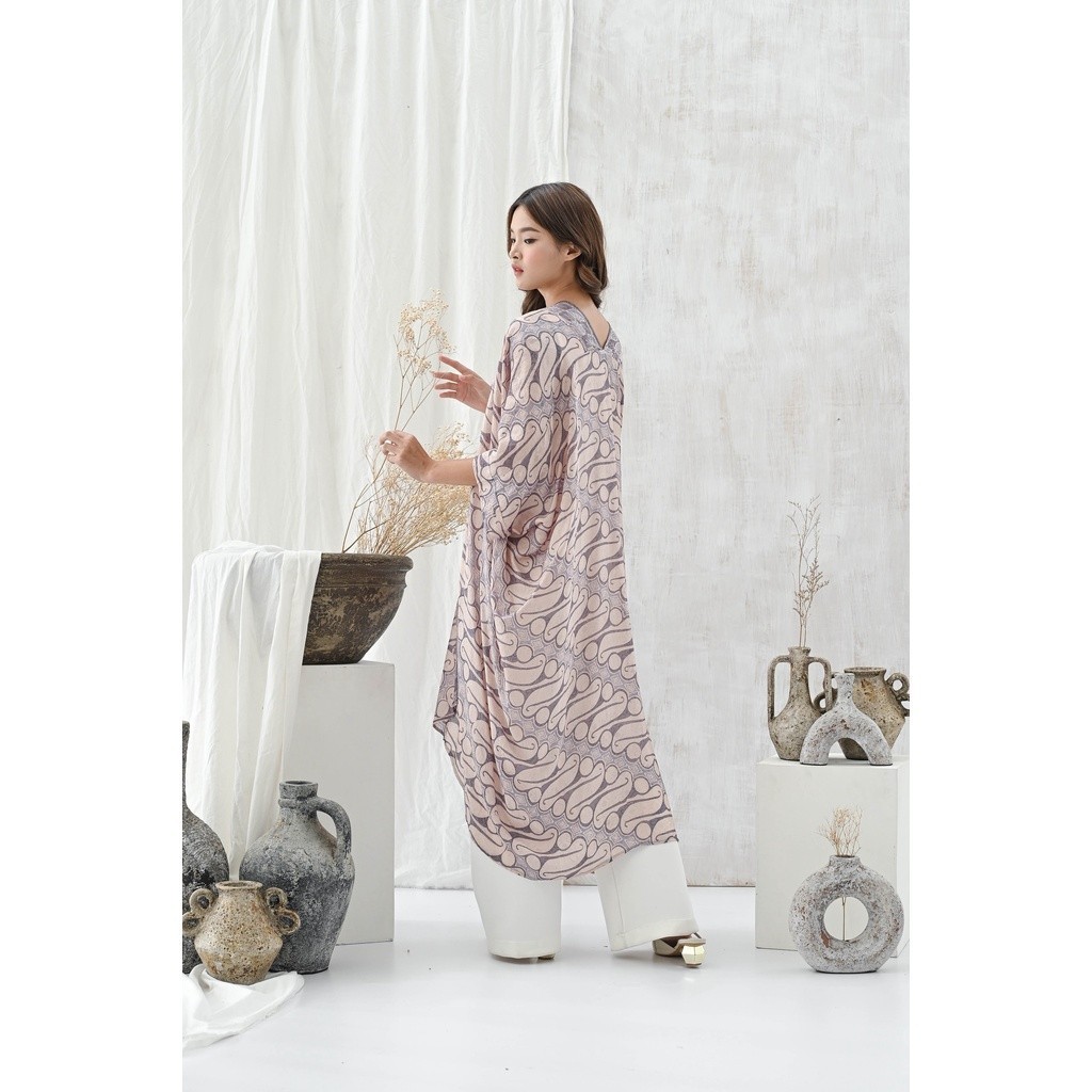 RATU BATIK QUEEN - คิระน่า 45 ผ้าบาติกมุสลิมด้านนอก Kaftan