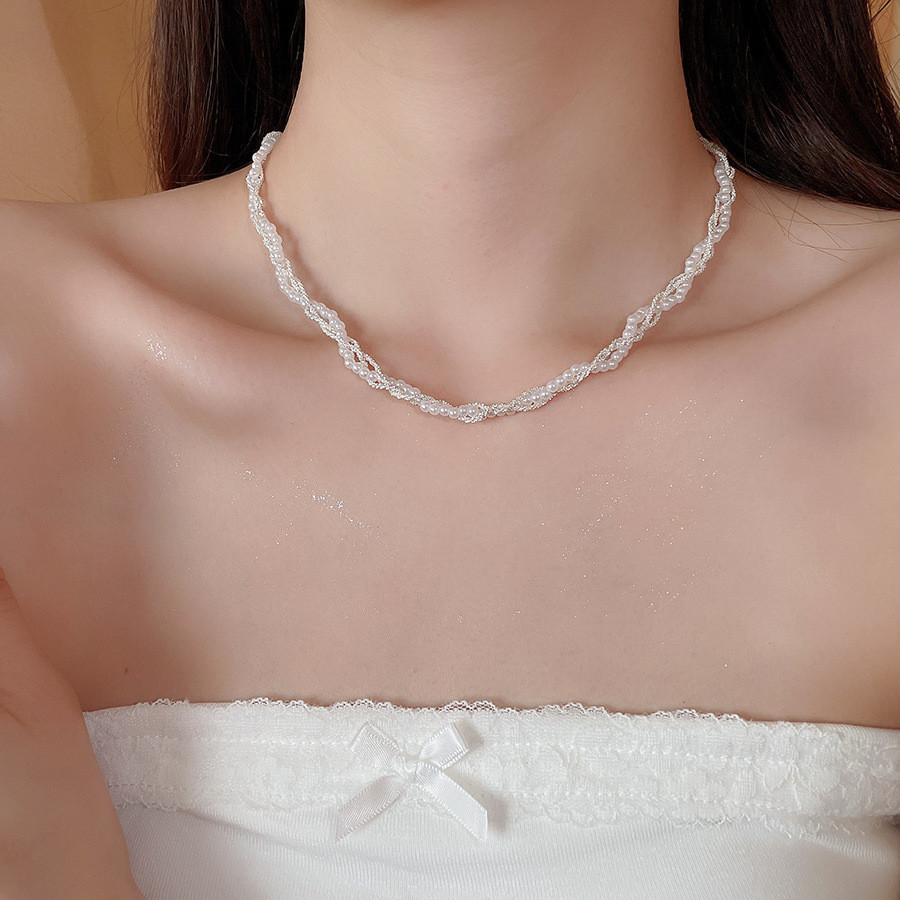 [เจวบิวตี้]สร้อยคอมุกเงินหักสามชั้นสําหรับผู้หญิงบุคลิกภาพฝรั่งเศสแสงหรูหราระดับไฮเอนด์แฟชั่นสร้อยคอตกแต่ง