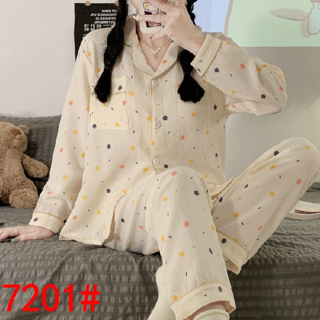 698494323769 รองเท้าโลก XXL 2025