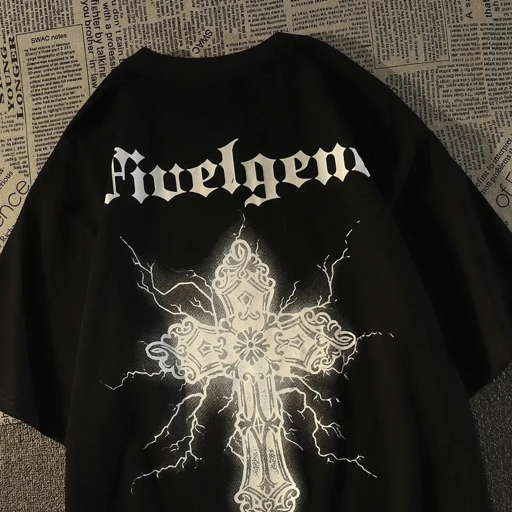 KEMEJA ผู้ชาย Retro Hiphop Cross เสื้อยืดแขนสั้นหลวมด้านบน Y2k หลวมเสื้อผ้าขนาดใหญ่ Y2k