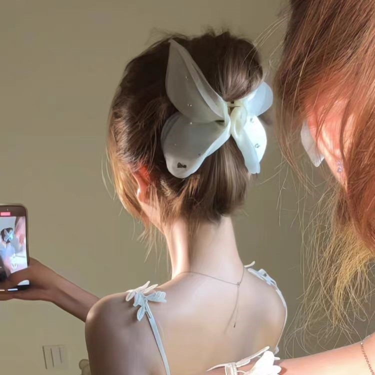 อารมณ์อ่อนโยนเส้นด้ายสดใสผีเสื้อกลับหัวฉลามคลิป