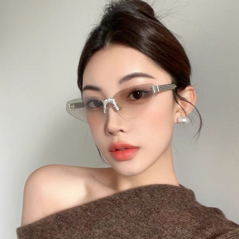 ผู้หญิงเซ็กซี่ Cat Eye Rimless Rhinestone แว่นตากันแดด.Brand Retro Punk โลหะ UV400 แว่นตาขับรถ