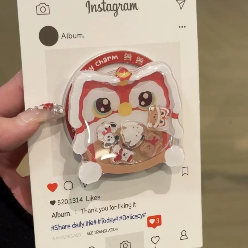 Lion Dance Hat Shaking Music Magnetic Bracket เหมาะสําหรับ ihone16promax Apple 15pro เคสโทรศัพท์ 141