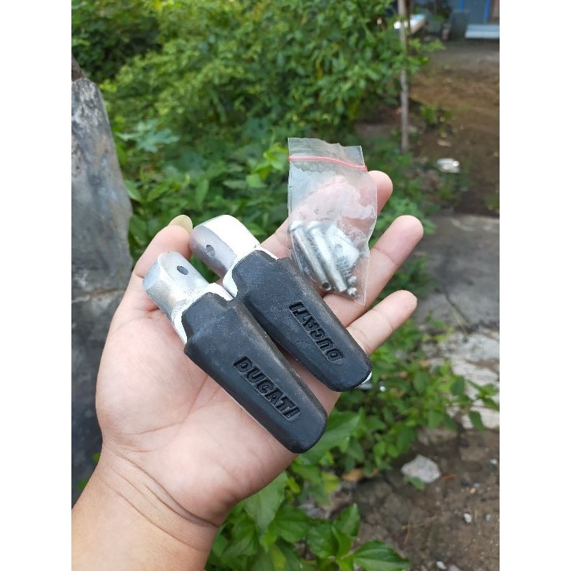 Ducati Footstep ด้านหลัง Bobstep Ducati Step Ducati Universal
