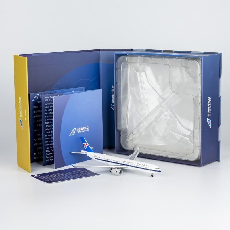 พร้อมส่ง NG Brand 1: 400 China Southern Airlines A330-300 B-300U B-8426 รุ่น