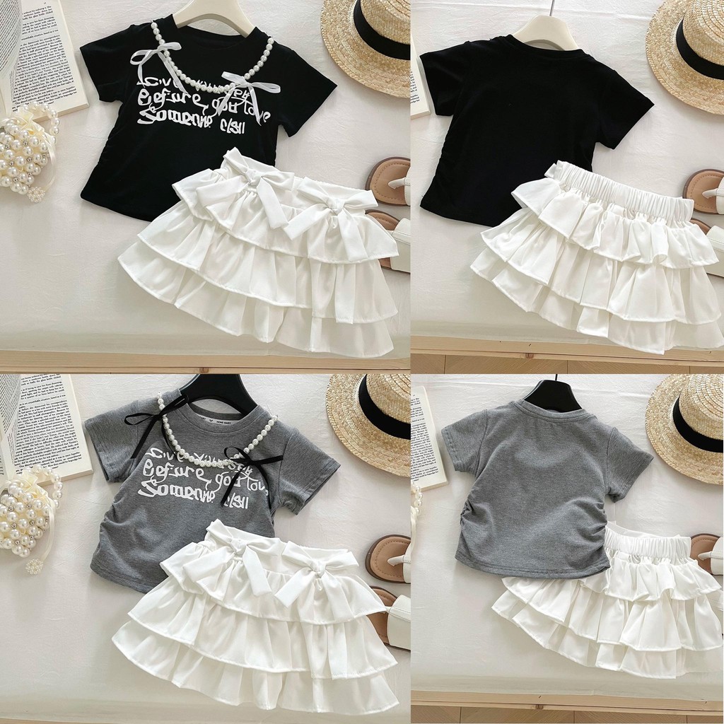 SALE หมดแล้วหมดเลย ชุดเซ็ตเด็กผู้หญิง แถมสร้อยไข่มุก เสื้อ+กระโปรงสีขาว มี 2สีค่ะ สีเสื้อดำ กับ เสื้อสีเทา 26EE , 65KK