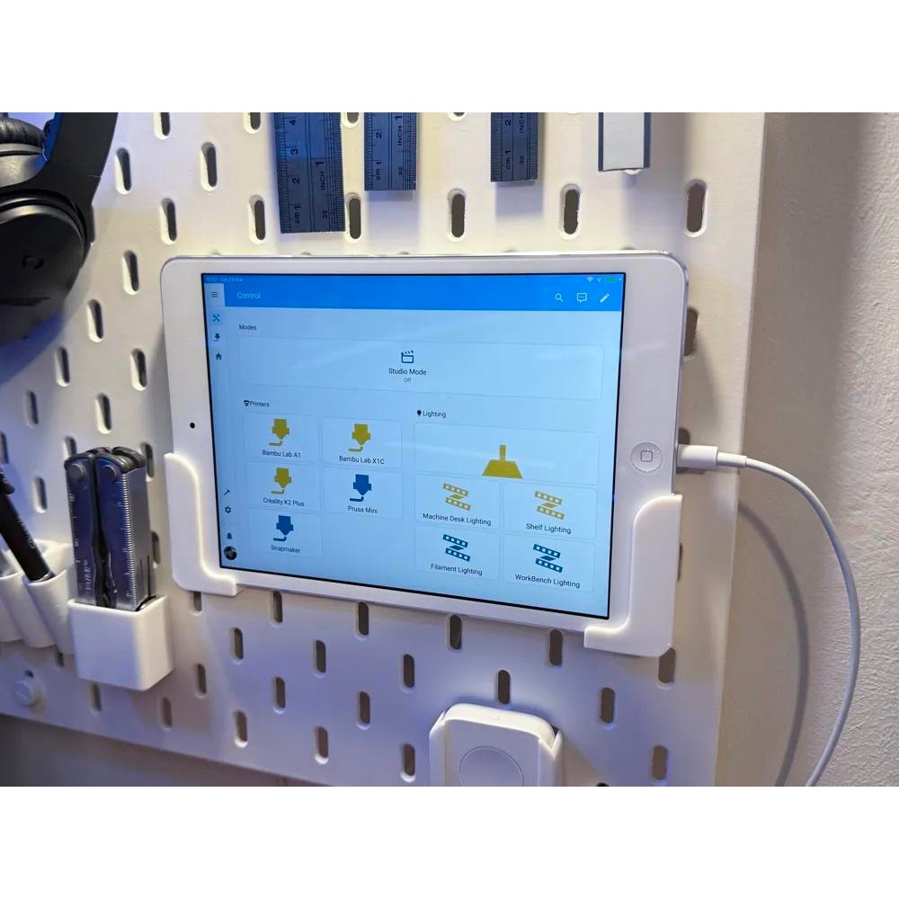 ที่ยึด Ipad และแท็บเล็ต Pegboard Skadis