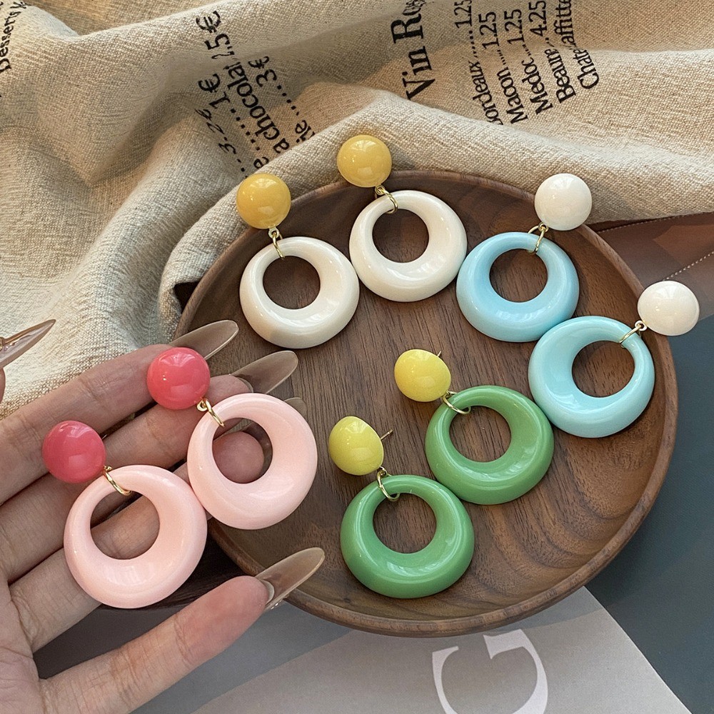 Vibrant Summer Color Block Hoop ต่างหู Dopamine Dazzle Circle Drops สําหรับผู้หญิง