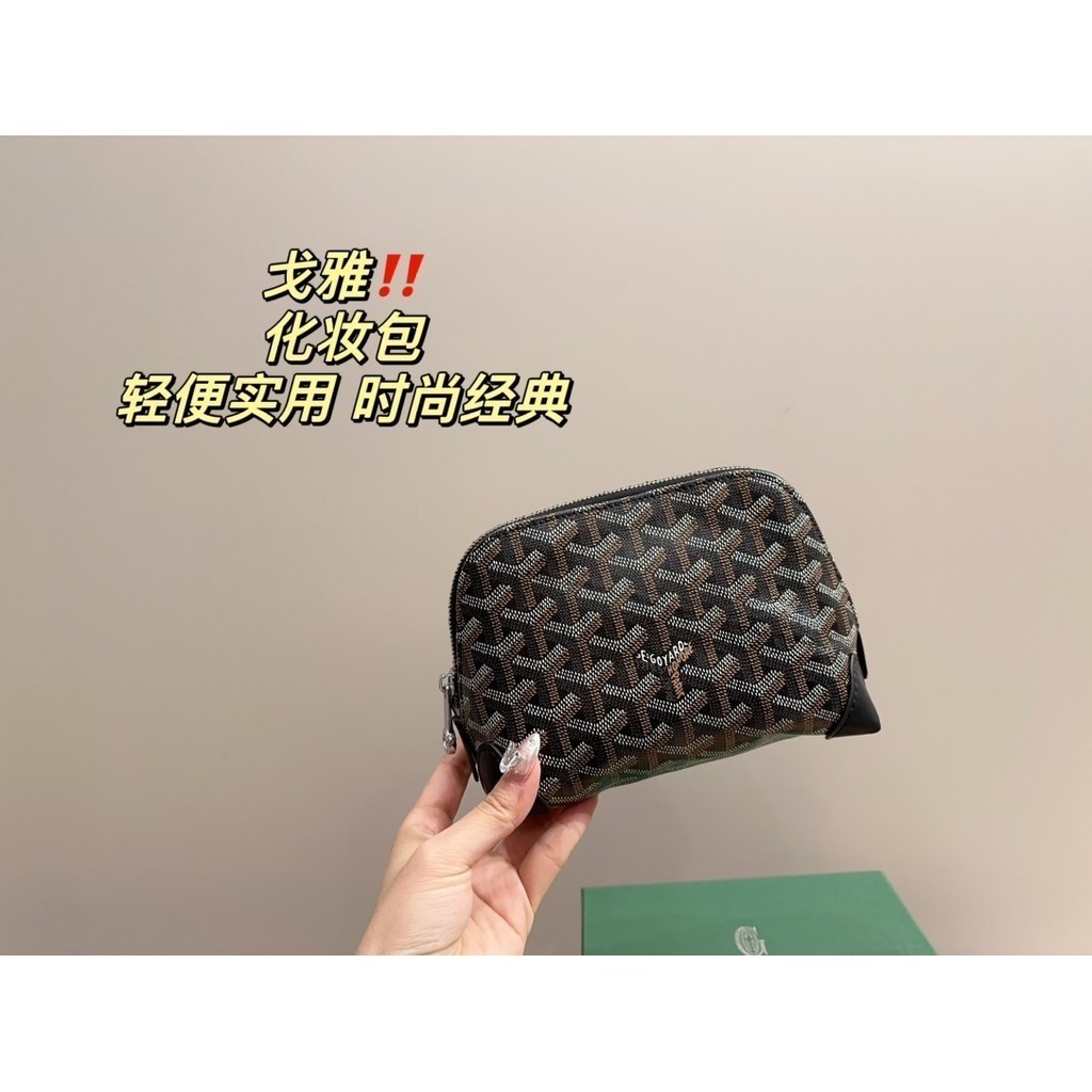 Goya Makeup Bag Women coins begs Size 18.15cm