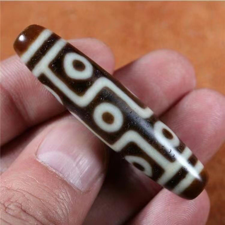 ธรรมชาติ 40 มม.ทิเบต Dzi ลูกปัดทิเบตสไตล์ Distressed Nine-Eyed Old Dzi จี้ High-End สร้อยคอทิเบตอุปก