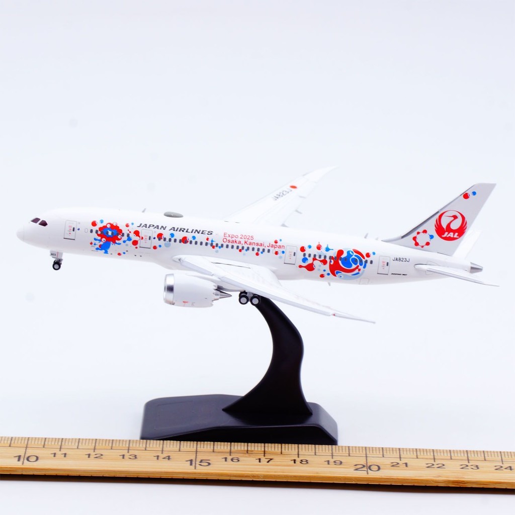 1: 400 JC Wings Alloy Airliner รุ่น Japan Airlines Boeing B787-8 JA823 Flap Wing