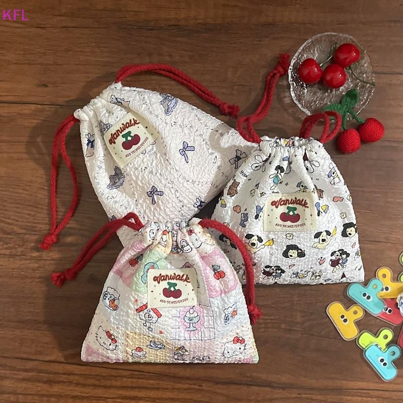 (เคเอฟแอล) น่ารักคิตตี้โบว์พิมพ์ เชือกรูด กระเป๋าลายสก๊อตสีแดงเชอร์รี่กระเป๋าเครื่องสําอางความจุขนาดใหญ่เดินทางแบบพกพาถุงเก็บของกระจุกกระจิกของขวัญขาย