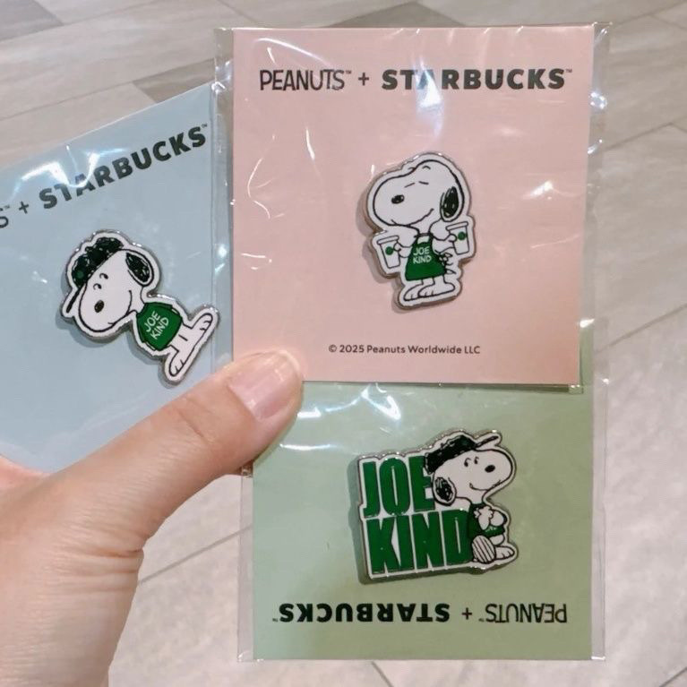 Japan Limited Starbucks Snoopy สติ๊กเกอร์ตู้เย็นอะคริลิค ของขวัญอุปกรณ์ต่อพ่วงน่ารัก