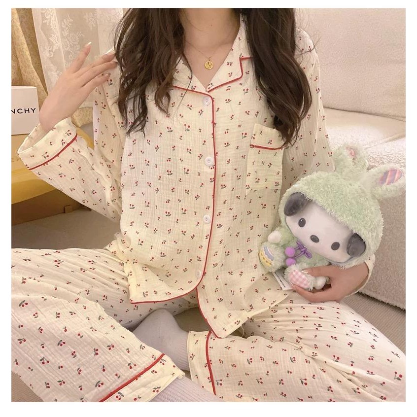 พร้อมส่ง ชุดนอน ฟรีไซส์ ผู้หญิงชุดอยู่บ้าน เสื้อแขนยาวขายาว คอปกกระดุมหน้า ชุดนอนผ้าคอตตอน