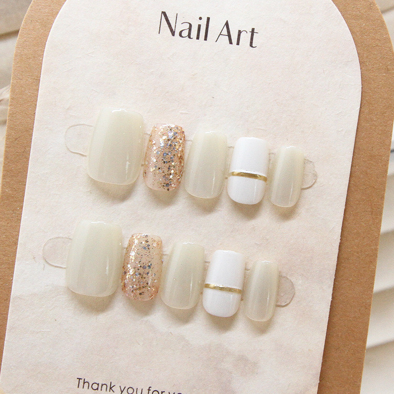 10PCS กดบนเล็บ Fine กระพริบแมวตาสั้นเล็บปลอม FM060