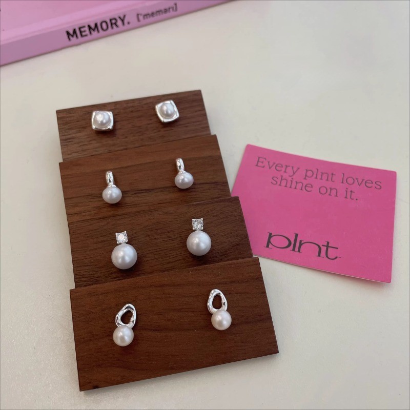 แฟชั่น 8 ชิ้น/ล็อต S925 เงินมินิน่ารัก Pearl PIercing ต่างหูหู Studs