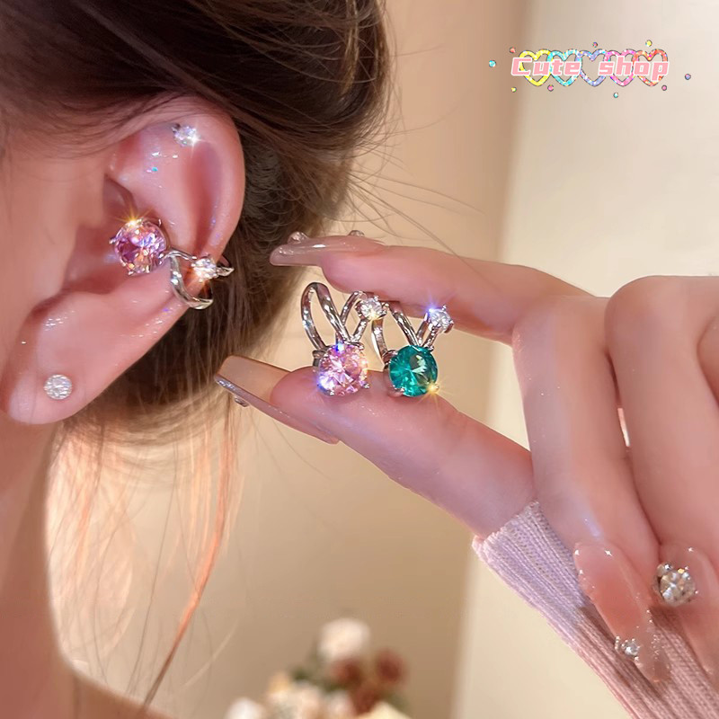 ต่างหูหนีบ  ไม่ต้องเจาะ   ประดับเพชร หรูหรา   ผีเสื้อ  มีให้เลือกหลายสี   พร้อมส่ง   ส่องแสง