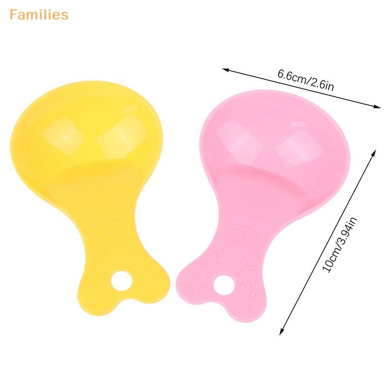 Families> 1 ชิ้นตักอาหารสัตว์เลี้ยงพลาสติก Feeder ช้อนอาหารสุนัขลูกสุนัขอาหาร Scooper ถ้วยตวงตักอาหารอุปกรณ์ให้อาหารสัตว์เลี้ยงได้ดี - รูปที่ 3