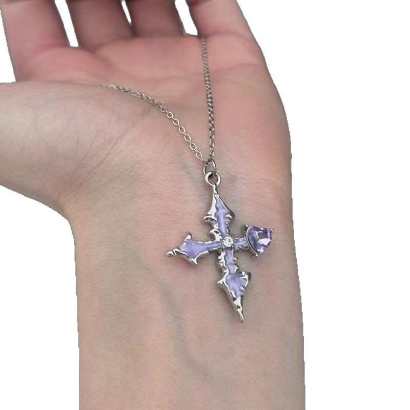 สร้อยคอหัวใจสีม่วงสไตล์เข้ม สร้อยคอข้ามที่เปล่งประกาย แฟชั่นประณีต มูลค่าสูง สายโซ่คลาวิคเคิลที่หลากหลาย - รูปที่ 4