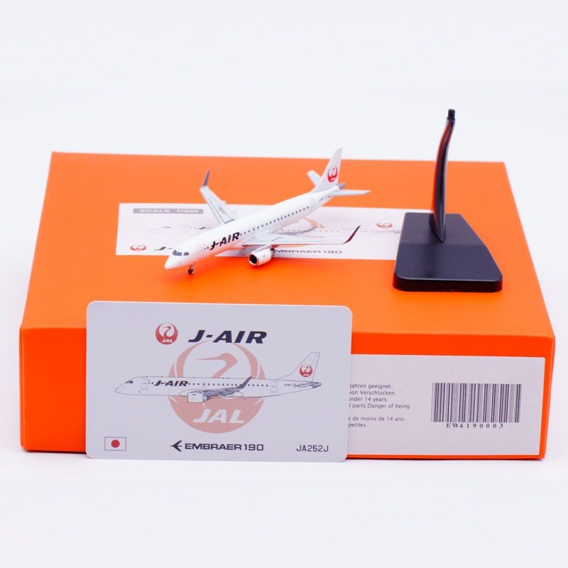 1: 400 JC Wing Alloy Airliner รุ่น Japan Air J-Air ERJ-190STD JA252J