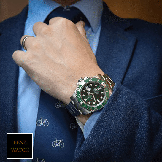 Rolex Submariner Hulk 116610LV Green Dial Replica   $850 – $1,650