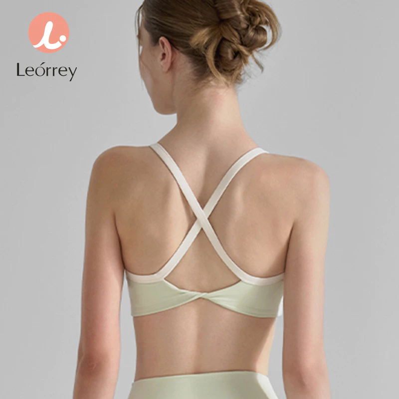 Leorrey เสื้อครอปวิ่งฟิตเนส ยืดหยุ่นสูง มีแผ่นรอง thumbnail 3