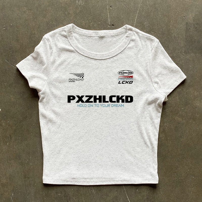 (จัดส่งตลอด 24 ชั่วโมง）Angle Official อเมริกันวินเทจตัวอักษรเฉพาะกลุ่มร้อนแสดงผอมบวกไหล่แขนสั้นเสื้อยืดผู้หญิงด้านบน