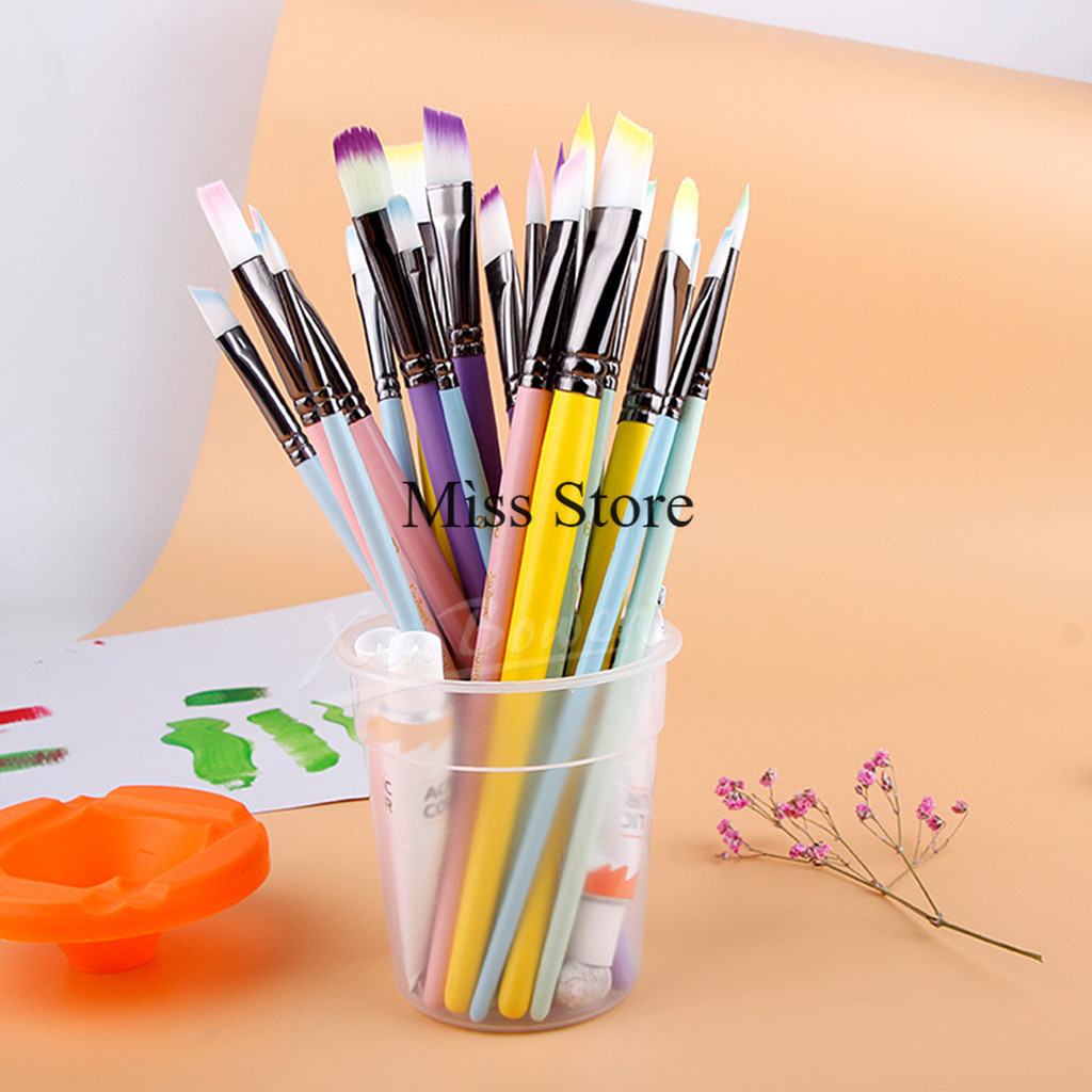 พู่กัน สําหรับวาดภาพ 1แพ็ค 6ชิ้น ขนแปรงไนล่อน แปรงระบายสี สำหรับสีน้ำมัน สีอะคริลิค คุณภาพดี