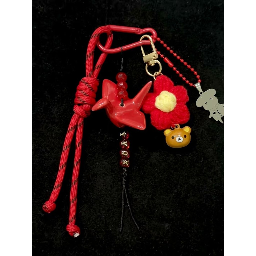 Yi Yang Qianxi สินค้า Qianzhi เครื่องประดับ กระเป๋า กุญแจ คอนเสิร์ต ของขวัญ