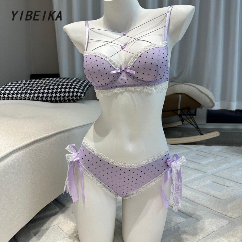 สีม่วง เซ็กซี่ บราไร้ขอบ โบว์ มีชุดชั้นในชั้นใน ป้องกันการหย่อนคล้อย