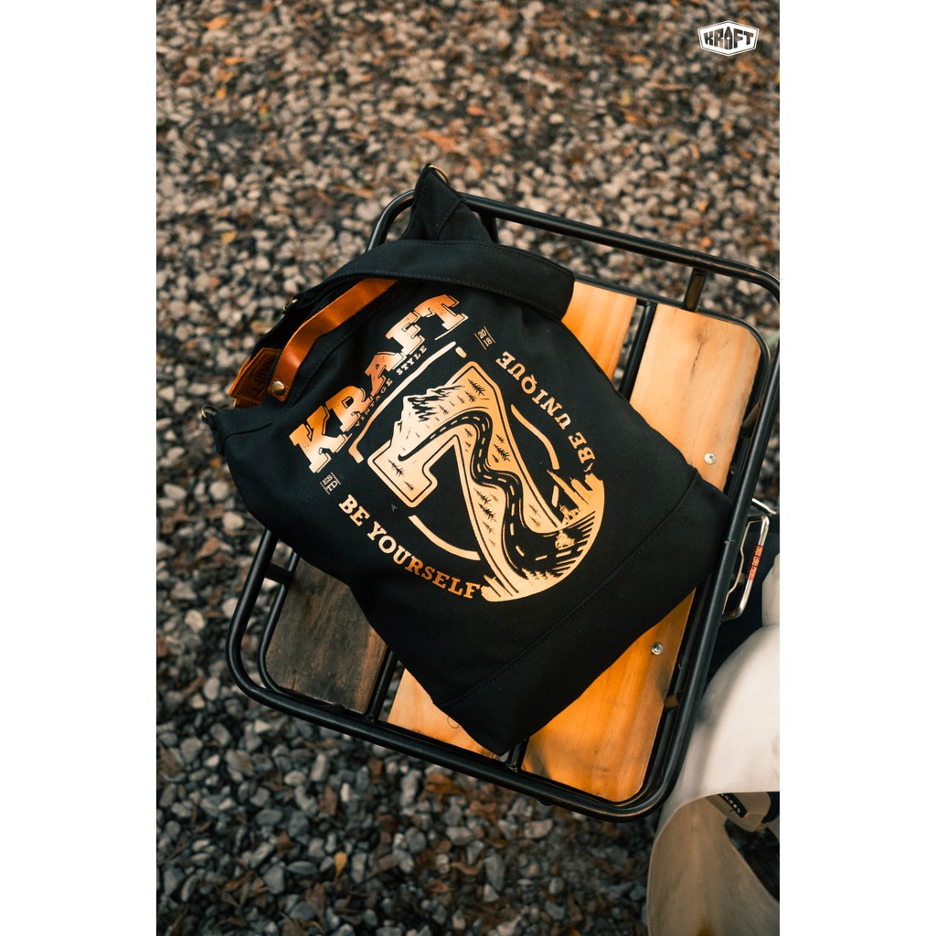 KRAFT 7TH CROSSBACK BAG - ฉลองอายุ 7 ปี ยี่ห้อ KRAFT - Limited Edition